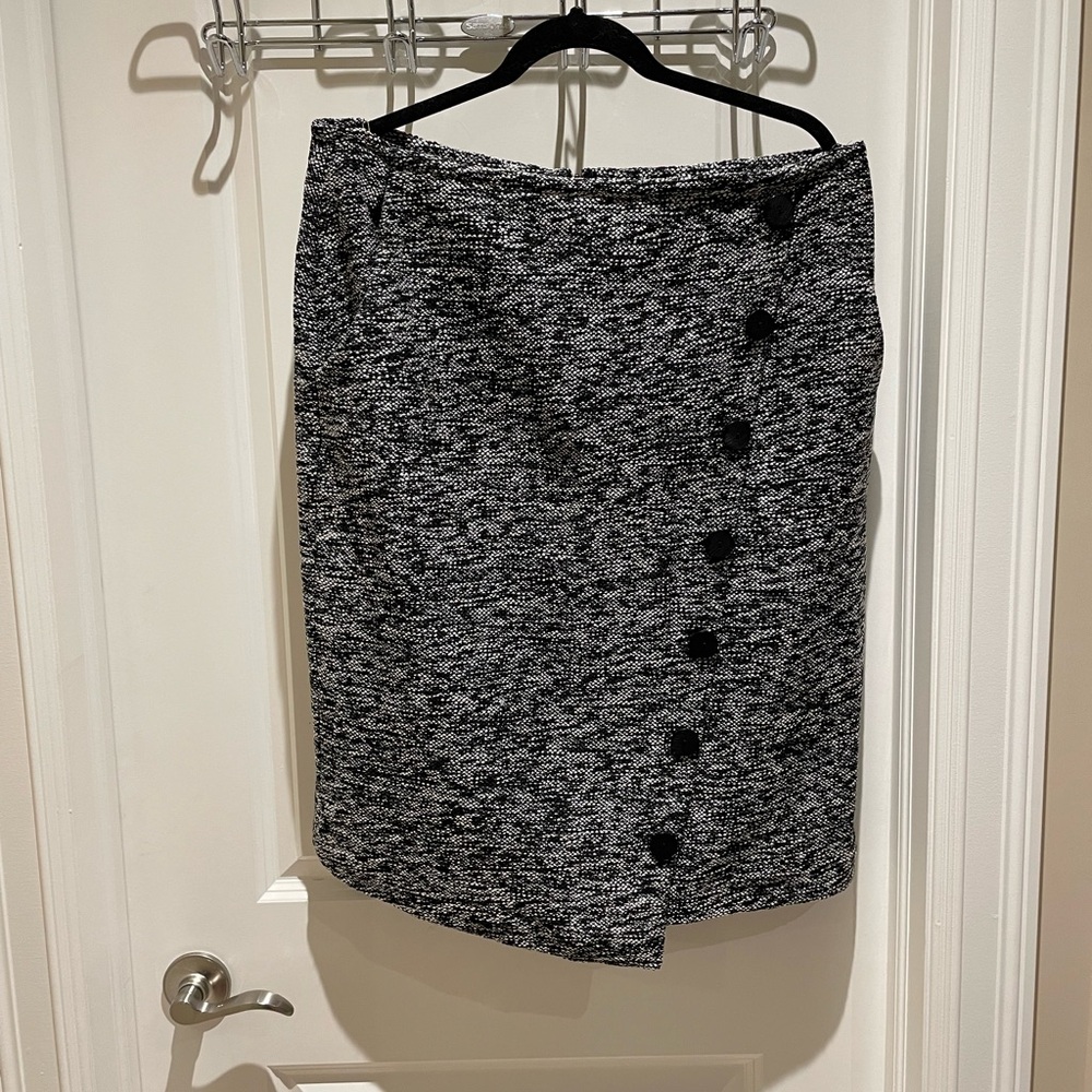 Black and white tweed skirt with button detail